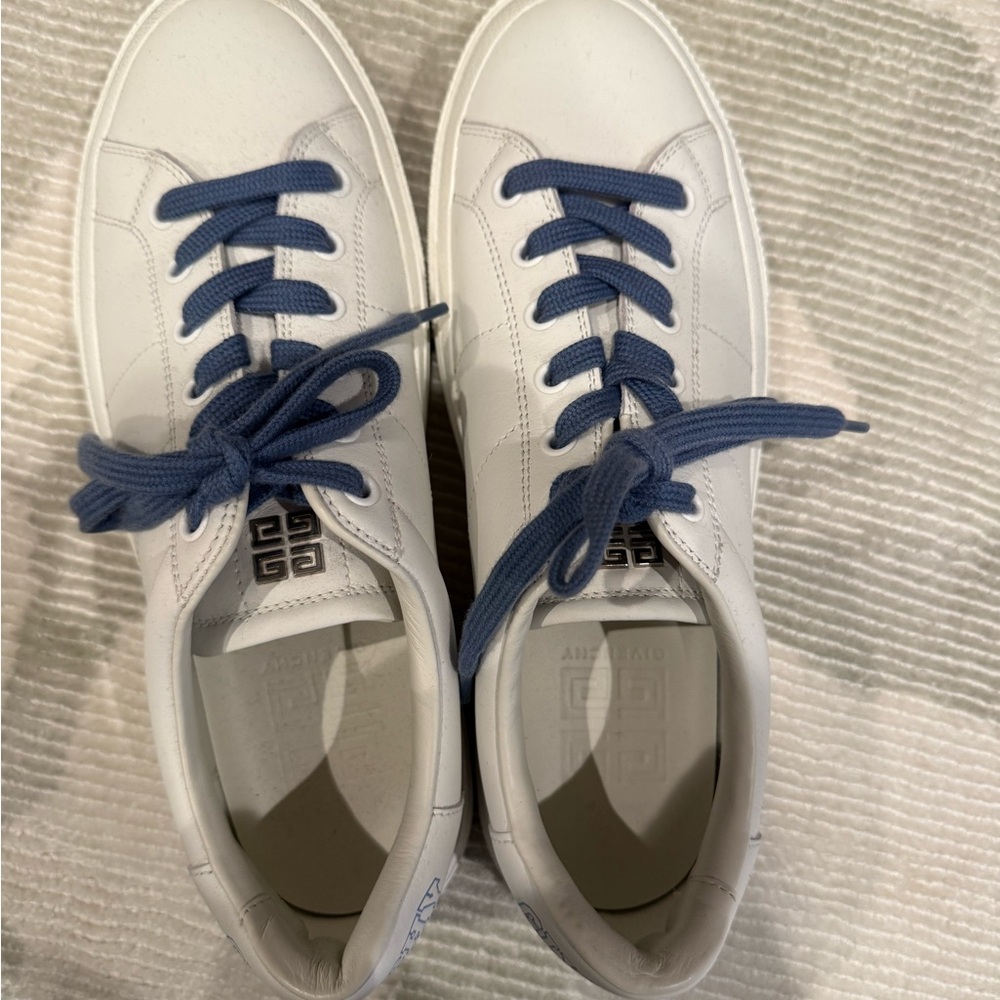 Givenchy Women's Sneakers in White with Navy Laces